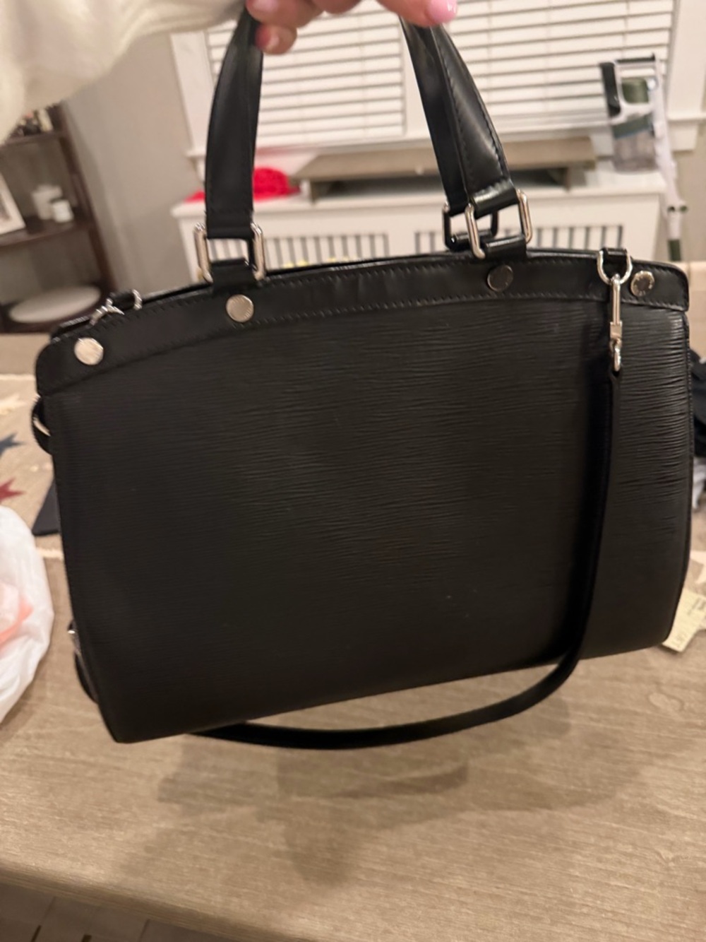 Louis Vuitton Handbag - Classic Women's Tote